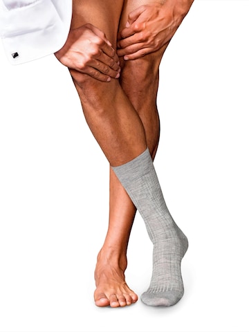 FALKE Socks 'No. 7 Finest Merino' in Orange: front