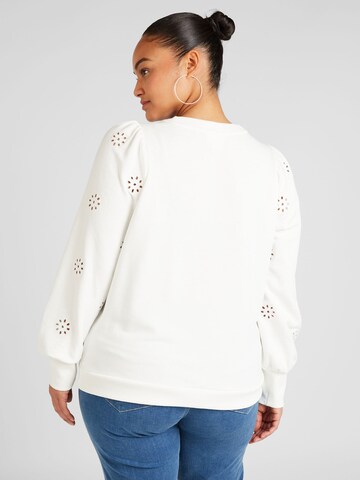 ONLY Carmakoma Sweatshirt 'Femme' in White