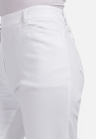 Coupe slim Pantalon HELMIDGE en blanc