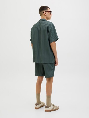 JACK & JONES Comfort fit Button Up Shirt in Green