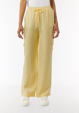 Regular Pantalon COMMA en jaune