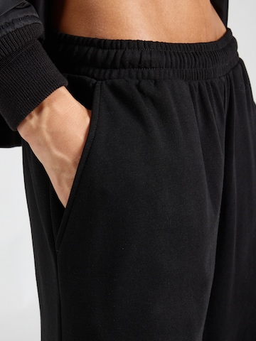WEEKDAY Wide leg Trousers 'Wendy' in Black
