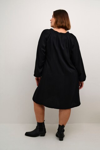 KAFFE CURVE Kleid 'Jane' in Schwarz