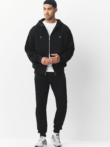 Next Tapered Bukser 'Athleisure' i sort