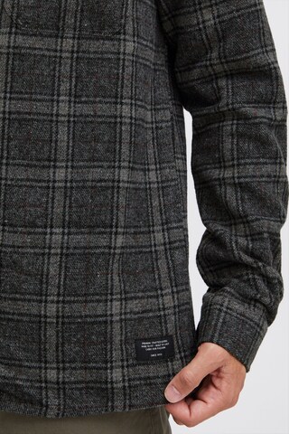 INDICODE JEANS - Ajuste regular Camisa 'Valmer' en gris