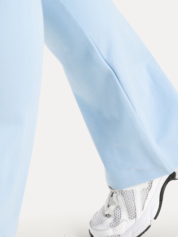 évasé Leggings ' Florea ' Smilodox en bleu