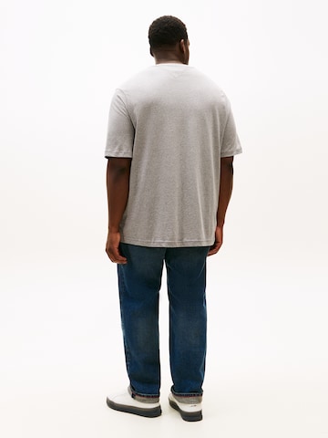 Tommy Hilfiger Big & Tall T-Shirt 'BRAND LOVE' in Grau