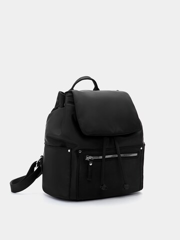 Pull&Bear Rucksack in Schwarz