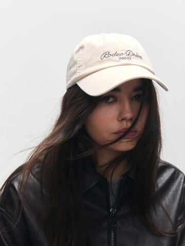 Pull&Bear Cap in Beige