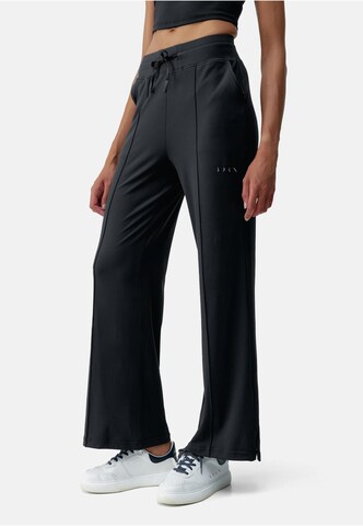Regular Pantalon 'Leila' Born en noir