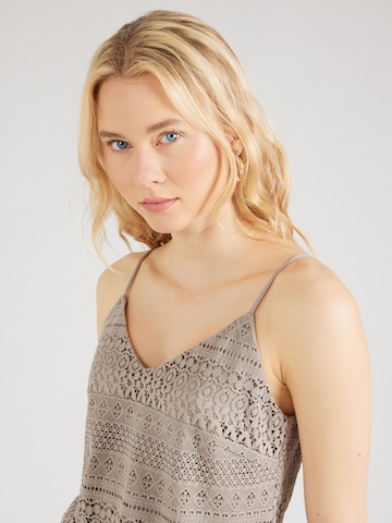 Top 'HONEY' di VERO MODA in grigio