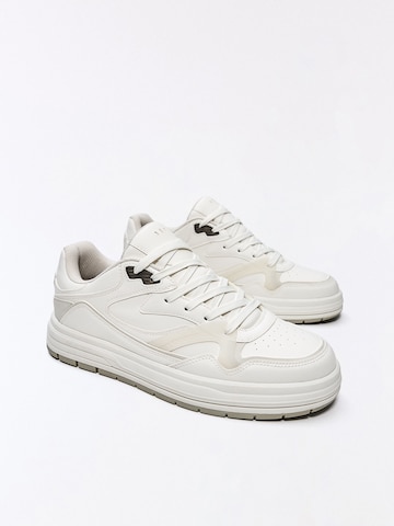 Bershka Platform trainers 'BAMBA STREET' in White