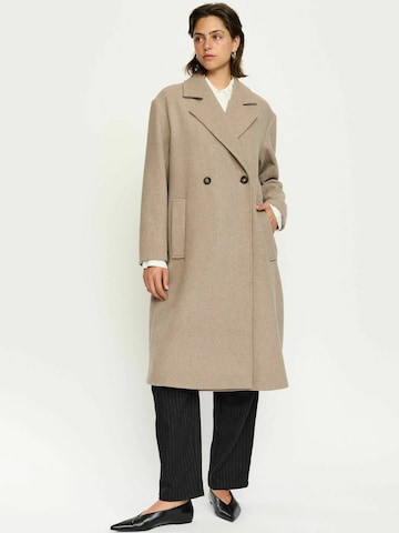 Soft Rebels Tussenmantel ' Wicki ' in Bruin