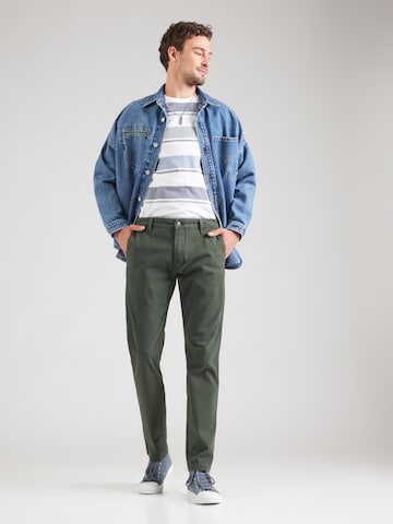 LEVI'S ® Tapered Lærredsbukser 'XX Chino Standard' i grøn