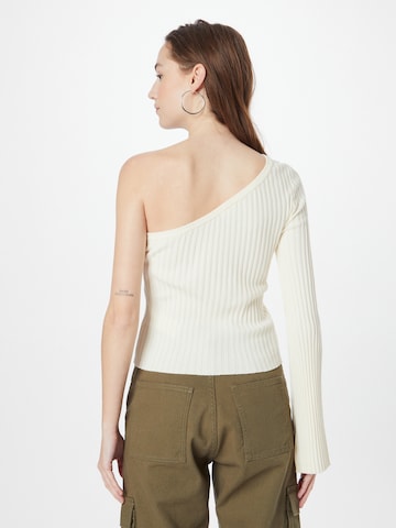 Urban Classics Sweter w kolorze biały