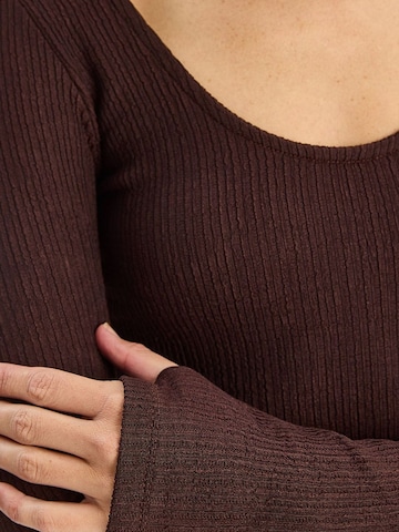 Bianco Lucci - Camisa em castanho