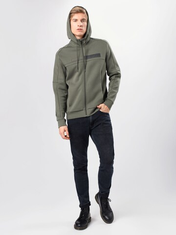 BOSS Regular Fit Sweatjacke 'Saggy' in Grün