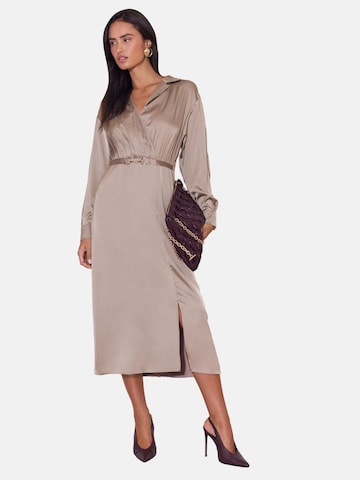 Abito di Lipsy in beige: frontale