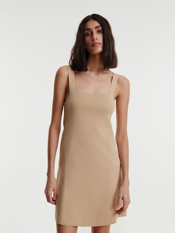 EDITED Knitted dress 'Aliya' in Beige: front