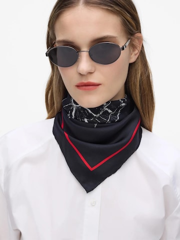 Karl Lagerfeld Ruta | črna barva: sprednja stran