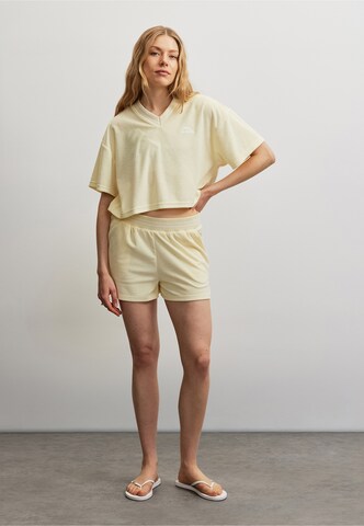 Pegador - Camiseta 'Anastasia' en amarillo