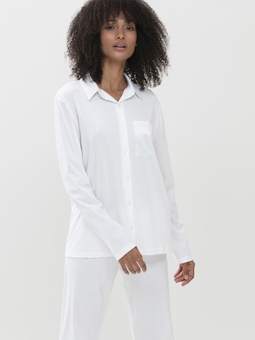 Chemise de nuit Mey en blanc : devant
