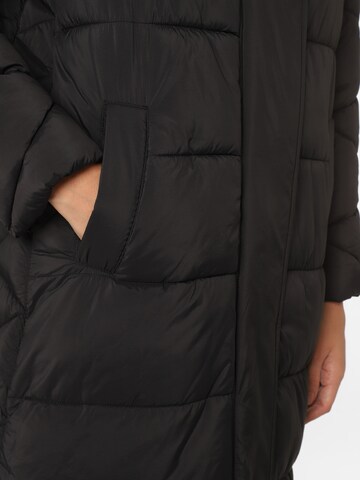 Y.A.S Winter coat in Black