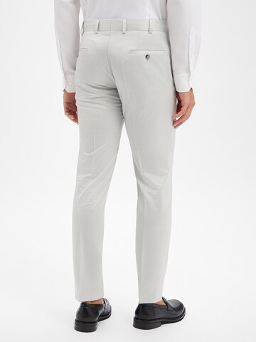 WILVORST Slim fit Pleated Pants in Grey