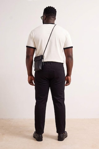 TrendyolBootcut/trapezice Traperice - crna boja
