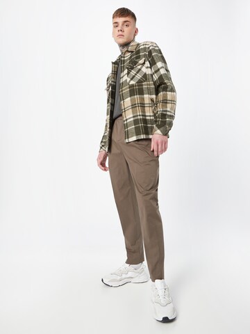 SCOTCH & SODA Tapered Ráncos nadrág - szürke