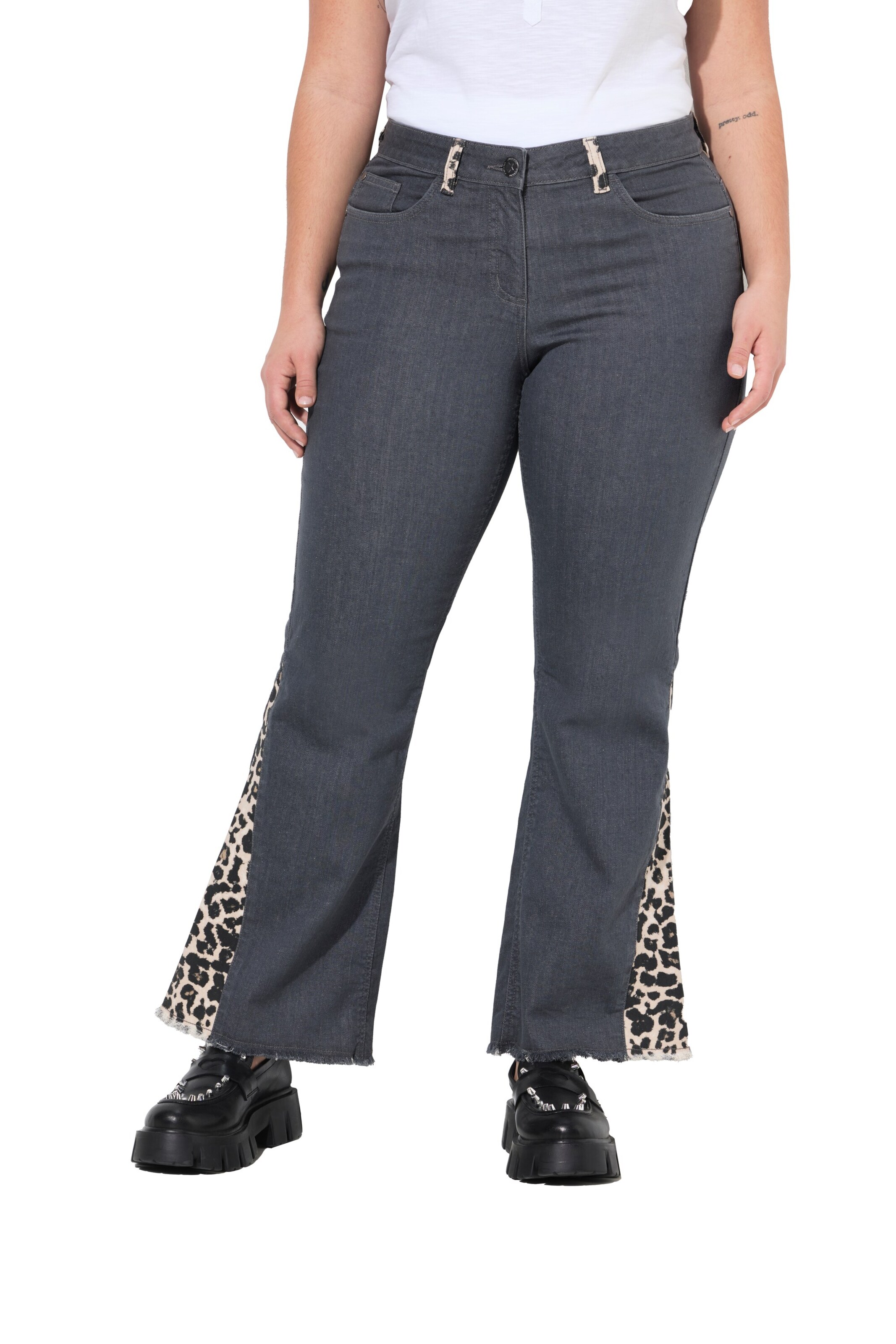 Angel of Style Flared Jeans in Grijs: voorkant