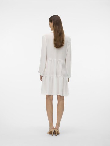 Robe 'ZIGGA' VERO MODA en blanc