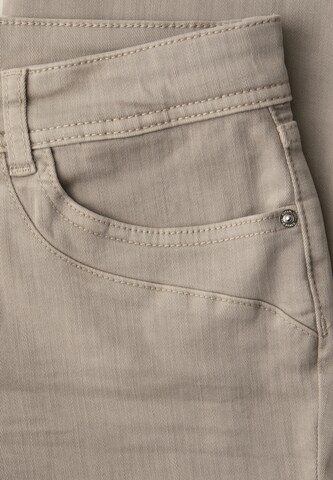 STREET ONE Slim fit Jeans 'Tilly' in Beige