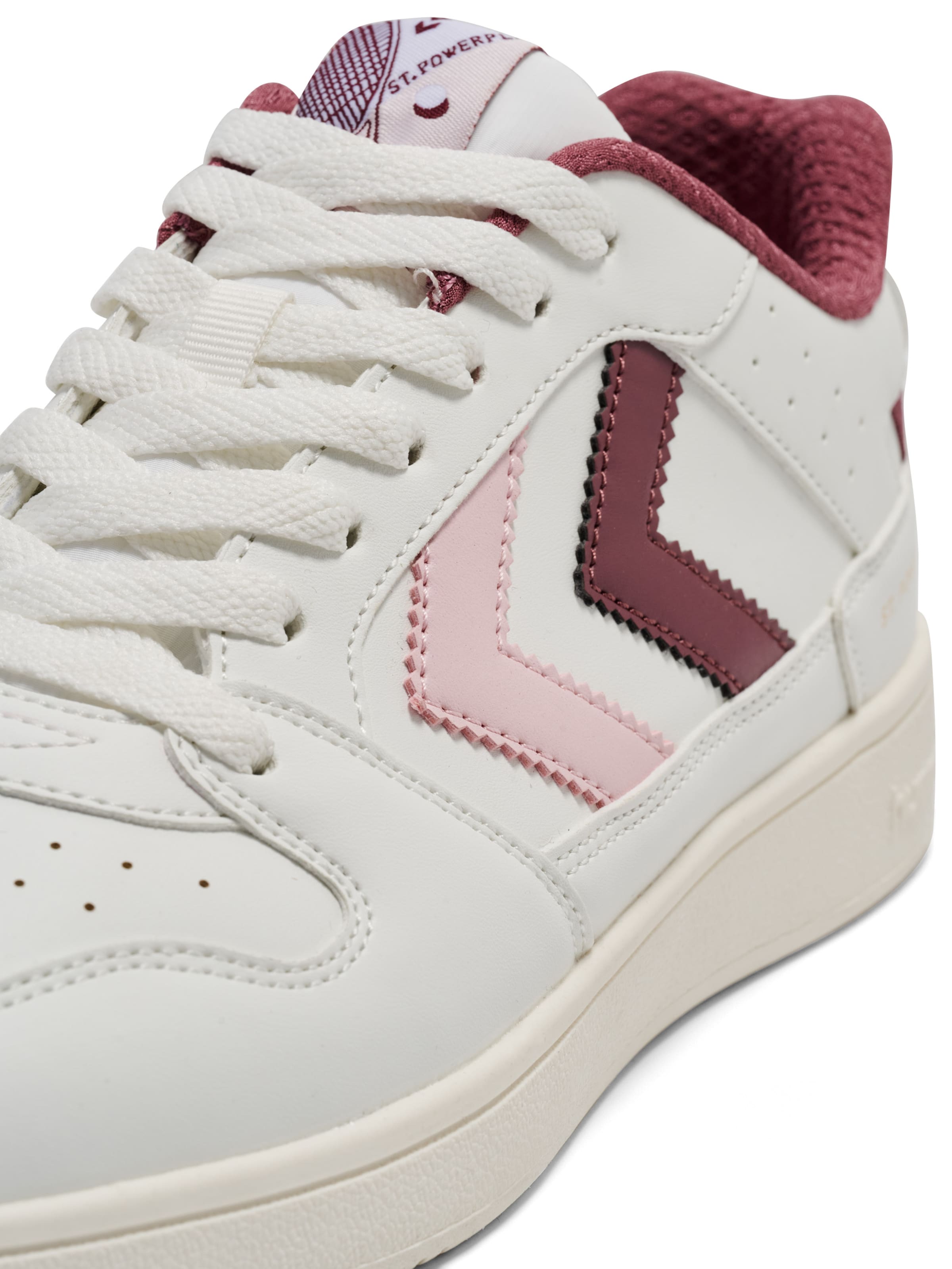 Baskets basses Hummel en blanc