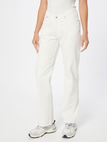 WEEKDAY Loosefit Jeans in Wit: voorkant