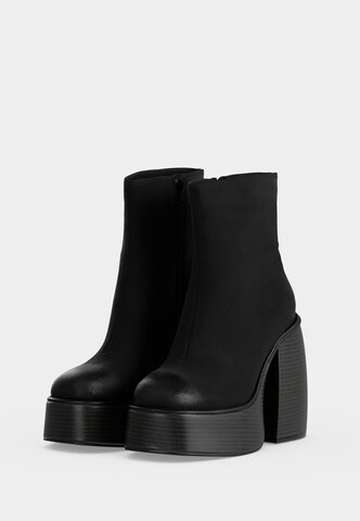 Botine 'HEART' de la BUFFALO pe negru