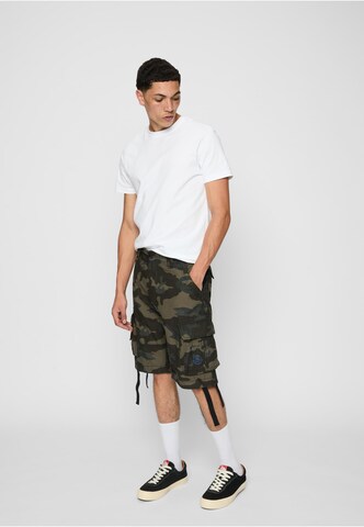 Brandit Regular Cargo trousers in Green