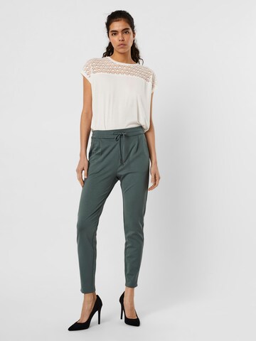 VERO MODA Tapered Pleat-Front Pants 'Eva' in Green