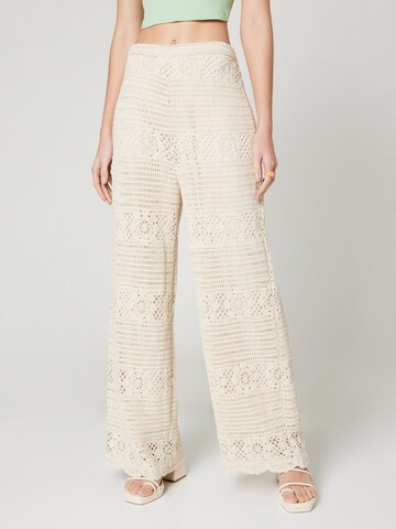 Loosefit Pantalon 'Meditate' florence by mills exclusive for ABOUT YOU en blanc : devant