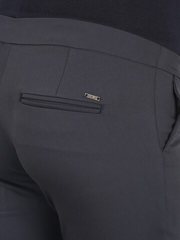 LOVE2WAIT Slimfit Hose in Schwarz