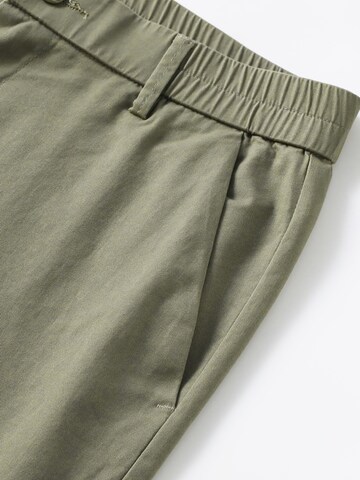 ALLTHEMEN Regular Pants 'Laune' in Green