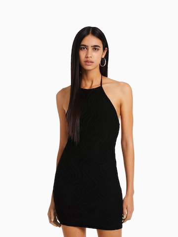 Bershka Kleid in Schwarz: predná strana