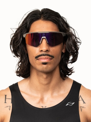 saved lab Sports sunglasses in Grey: front