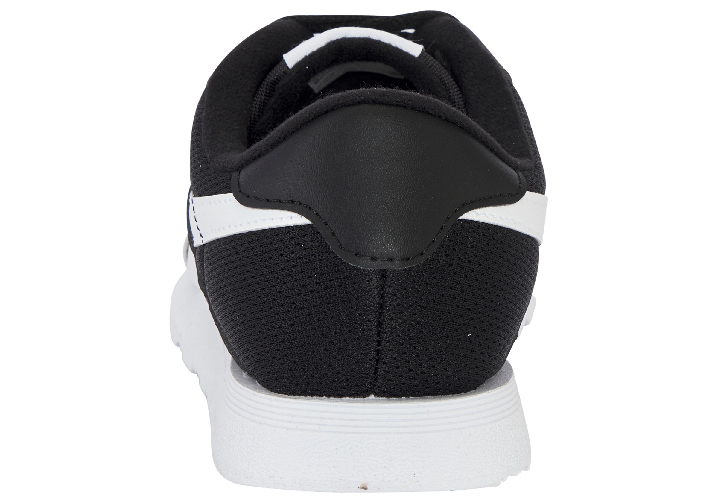 Reebok Sneakers in Black