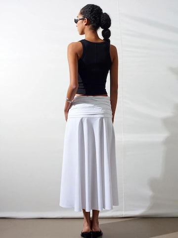 Dilvin Skirt in White
