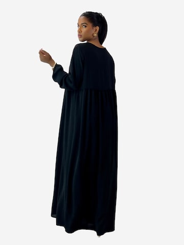 Elara Kleid in Schwarz