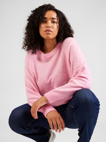 Vero Moda Curve Sweater 'Filuca' in Pink