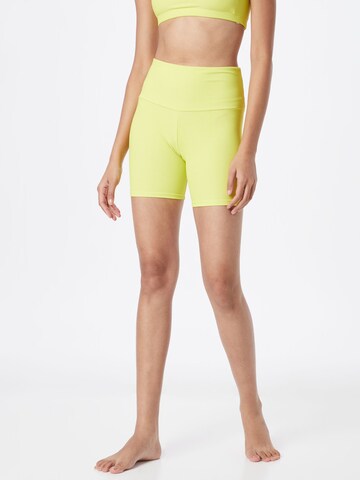 Onzie Skinny Shorts in Gelb: predná strana