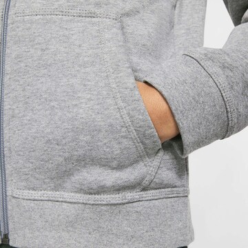 Regular fit Giacca di felpa di Nike Sportswear in grigio