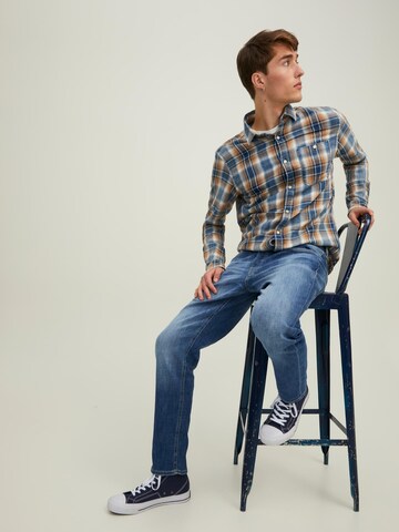 JACK & JONES Szabványos Farmer 'Mike' - kék